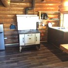 /cabins/thumbnails/020-4BEB4648-A14B-4D57-86BD-CCE2468BAEAB.jpeg.small.jpeg